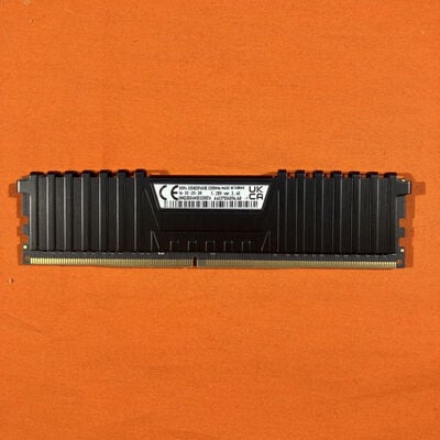【なんば店】中古  PC4-25600 16GB デスクトップ用 140728 