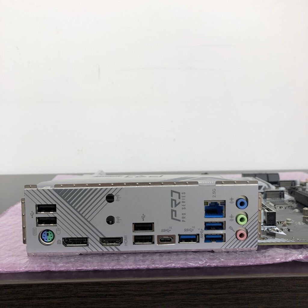 中古 ASRock Z790 Pro RS (Z790 1700 ATX DDR5) 152756 （365496