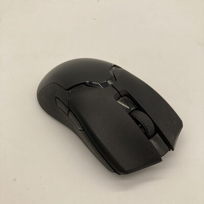 【堺七道店】中古  Razer Viper Ultimate (RZ01-03050100-R3A1) 146981 