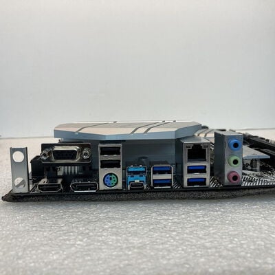 【京都店】中古  ASRock B550M Pro4 (B550 AM4 mATX DDR4) 142938 