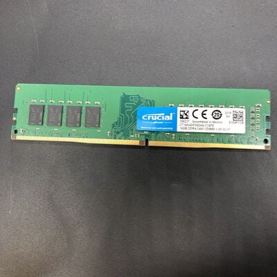【宇都宮鶴田店】中古  PC4-19200 16GB デスクトップ用(DDR4-2400) 135639 