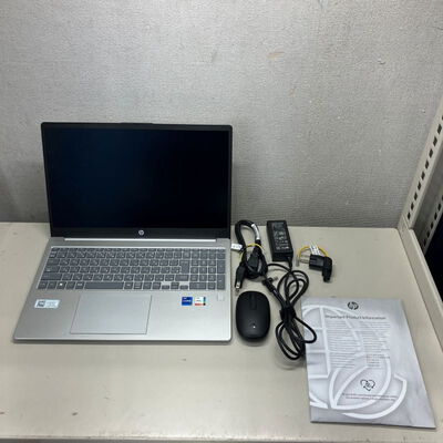 【町田店】中古  HP Laptop 15-fd0043TU 3330003250 