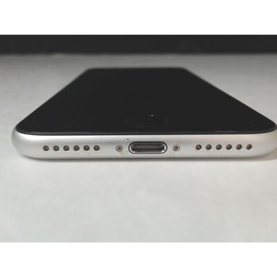 【前橋ｲﾝﾀｰｱｶﾏﾙ店】中古  【au】Apple iPhoneSE 4.7インチ (第2世代/2020) 64GB (ホワイト) MHGQ3J/A 新パッケージ版 146172 