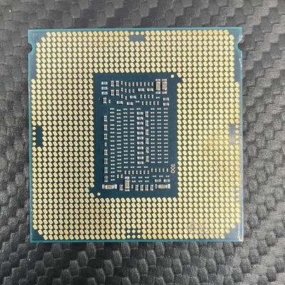 【富士青葉店】中古  INTEL Core i7 8086K (1151/4.0GHz/12M/C6/T12) 138483 
