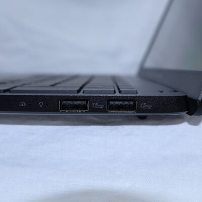 【通販センター】中古  ASUS Vivobook S 14 S5406SA S5406SA-U7321W(Intel Core Ultra 7 258V/32GB DDR5 (PC5)/SSD1TB/なし/オンボード/14/1920x1200/Wi-Fi/W11H64 MAR) 201716 