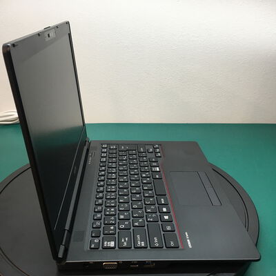 【佐賀南部バイパス店】中古  FUJITSU LIFEBOOK U7410 (INTEL Core i5 10310U 1.7GHz/16GB/SSD256GB/-/オンボード/14/1366x768/Wi-Fi/WEBCAM/W11H64) 180534 
