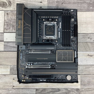 【広島店】中古  ASUS ProArt X870E-CREATOR WIFI (X870E AM5 ATX) 172196 