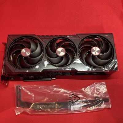 【千葉店】中古  SAPPHIRE PULSE Radeon RX 9070 XT GAMING 16GB (RX9070XT 16G) 176948 