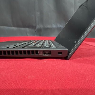【静岡東瀬名店】中古  LENOVO ThinkPad X13 (AMD Ryzen 5 Pro 4650U 2.10GHz/32GB/SSD256GB/-/オンボード/13.3/1920x1080/Wi-Fi/WEBCAM/W11P/Microsoft Office Home and Business 2024) 184183 