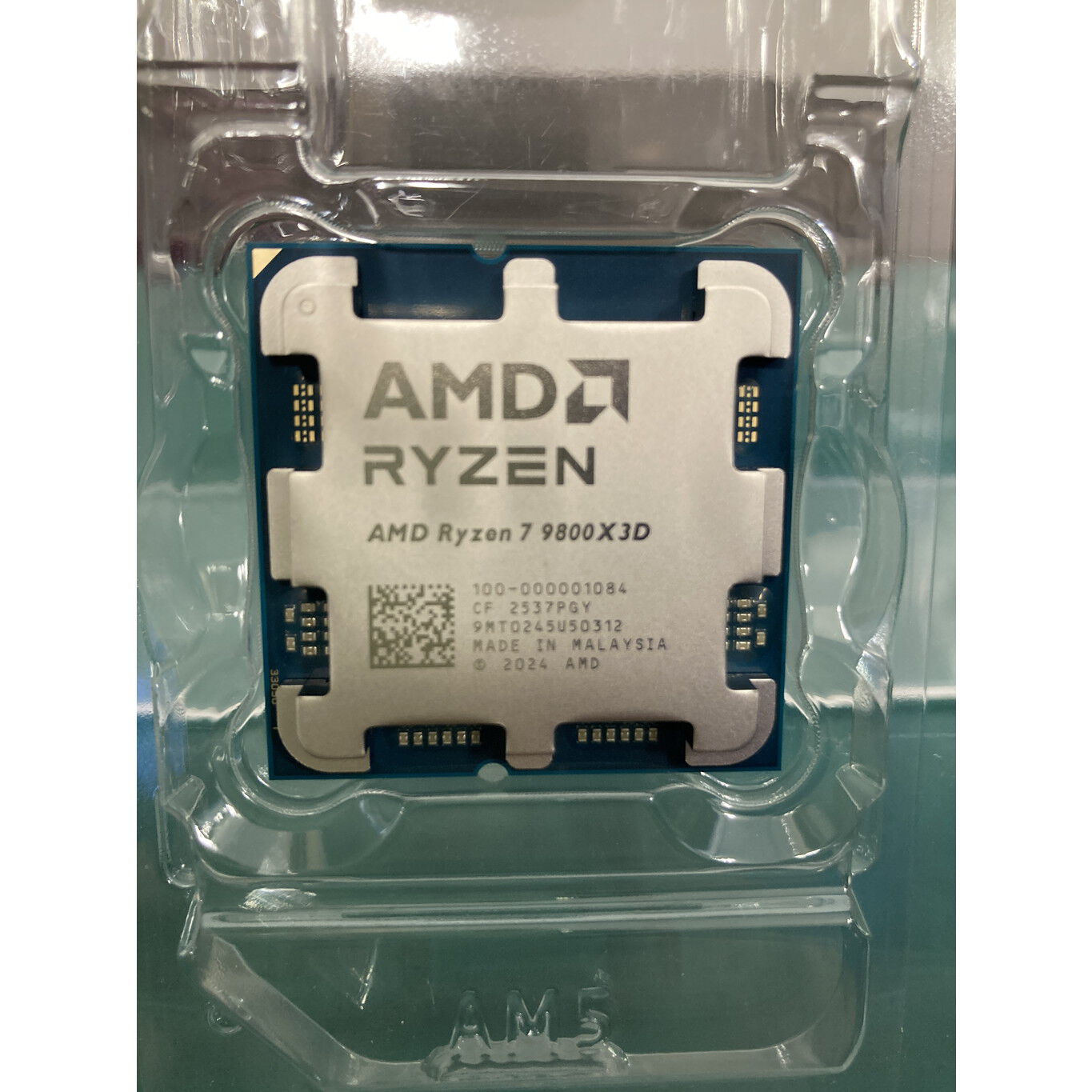 中古 AMD Ryzen 7 9800X3D (AM5/4.7/104M/C8/T16/120W) 172566