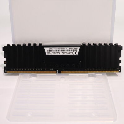 【札幌店】中古  PC4-21300 8GB デスクトップ用(DDR4-2666) 126165 