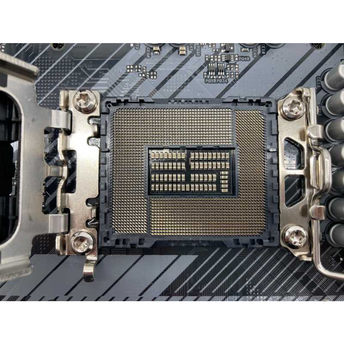 中古 ASRock H610M-HVS/M.2 R2.0 (H610 1700 mATX DDR4) 4640002256