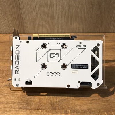【姫路店】中古  ASUS DUAL-RX9060XT-16G-WHITE (RX9060XT 16GB) 189000 