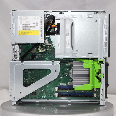 中古  Fujitsu ESPRIMO D588/TW 