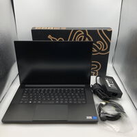 中古  Razer Blade 15 RZ09-0410AJ22 (i7-11800H/16GB/SSD512GB/RTX3060/W11H) 4720003125 