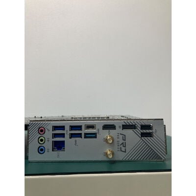 【浦添城間店(沖縄)】中古  ASRock B760 Pro RS/D4 WiFi (B760 1700 ATX DDR4) 4780001433 
