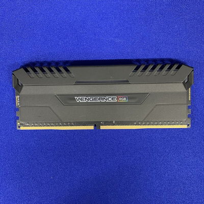 【横浜駅前店】中古  PC4-28800 8GB デスクトップ用 140733 
