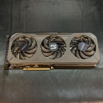 【横浜駅前店】中古  GIGABYTE GV-N5060GAMING OC-8GD (RTX5060 8G) 179550 