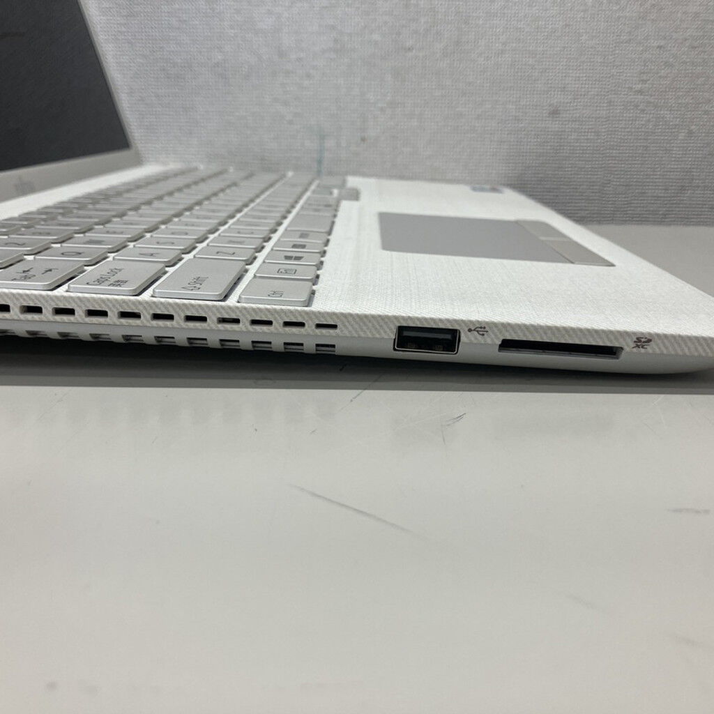 中古 富士通 FMV LIFEBOOK TH77/E3 3330003207 （316299） ｜ パソコン