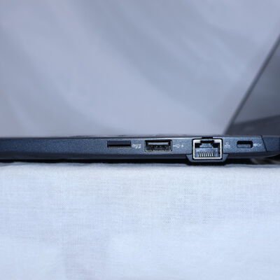 【通販センター】中古  【ジャンク品/保証無/返品質問不可】dynabook G83/HS (i5-1135G7/16GB/SSD256GB) 202679 