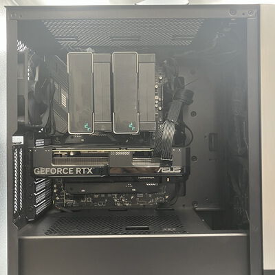 【新潟店】中古  Sycom BTOパソコン(i7 13700F/32GB/SSD512GB+2TB/HDD2TB/RTX4070/W11H) 3290007638 
