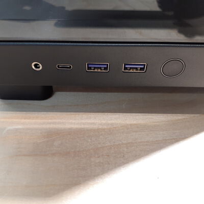 【鹿児島店】中古  自作PC(Ryzen 9 9950X3D/32GB/SSD2TB/-/RX9070XT/W11P) 4700000792 