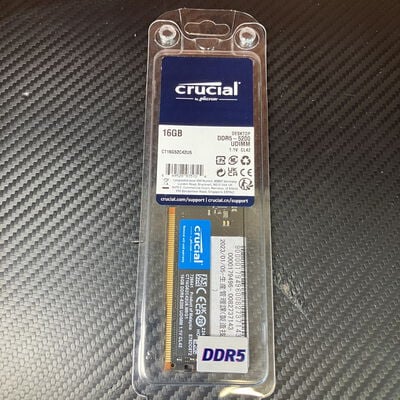 【富士青葉店】中古  Crucial CT16G52C42U5.M8G1(DDR5 PC5-41600 16GB) 183231 