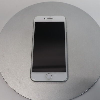 【札幌店】中古  【SIMロック解除済み】【au】 iPhone8 64GB (シルバー)  MQ792J/A 155203 