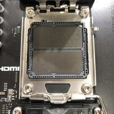 【福井日之出店】中古  MSI MAG B650 TOMAHAWK WIFI (B650 AM5 ATX DDR5) 168272 