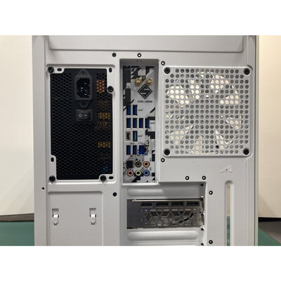 【富山本郷店】中古  パソコンショップSEVEN BTOパソコン (Intel Core i7 14700F /32GB/RTX4070/SSD 1TB/-/Win 11 Home/-) 4760000856 