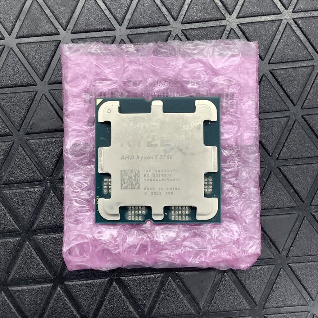 中古 AMD Ryzen 7 7700 (AM5/3.8GHz/40M/C8/T16/65W) 1460024624