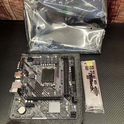 【富士青葉店】中古  ASRock H610M-HVS/M.2 R2.0 (H610 1700 mATX DDR4) 5070001693 