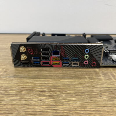 【津ラッツ店】中古  ASRock B650 PG Lightning WiFi (B650 AM5 ATX DDR5) 4990001214 