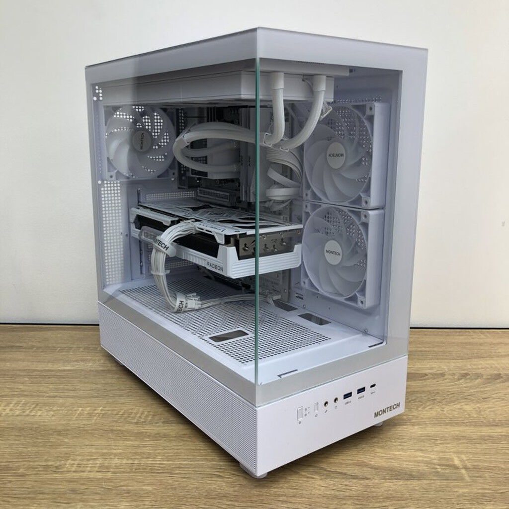 中古 自作PC(Ryzen 7 7800X3D/32GB/SSD1TB+1TB/RX9070XT/W11H