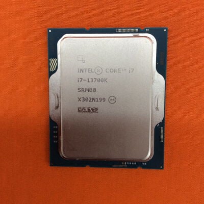 【なんば店】中古  INTEL Core i7 13700K (1700/3.4G/30M/C16/T24) 152750 