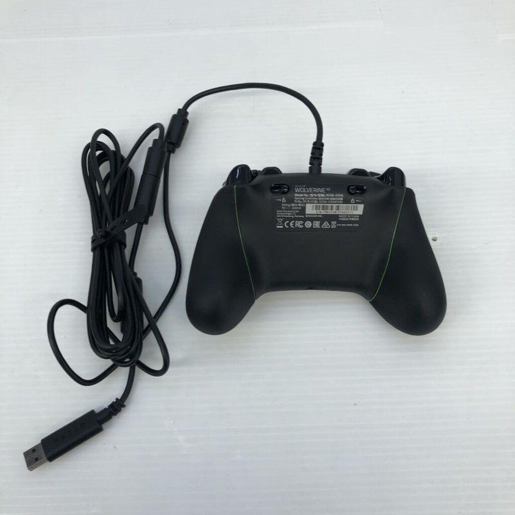 中古 Razer Wolverine V2 (RZ06-03560100-R3M1) 5230001038 （362065