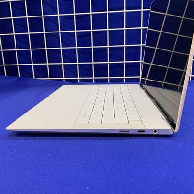 【横浜駅前店】中古  DELL XPS 14 9440 (Intel Core Ultra 7 155H/16GB/RTX4050//W11P/有線LAN?無線LAN◯) 3400009054 