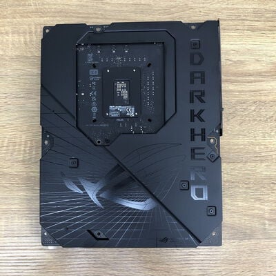 【津ラッツ店】中古  ASUS ROG MAXIMUS Z790 DARK HERO 4990001135 