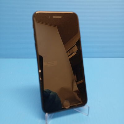 【大須店】中古  【au版SIMフリー】Apple iPhoneSE 4.7インチ (第3世代) 64GB (ミッドナイト) MMYC3J/A 154842 