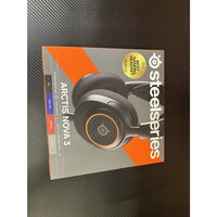 中古  SteelSeries Arctis Nova 3 (61631J) 179260 