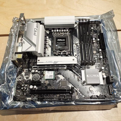 【鹿児島店】中古  ASRock B760M Pro RS/D4 WiFi (B760 1700 mATX DDR4) 4700001124 