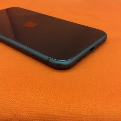 【なんば店】中古  Apple iPhone11 64GB (ブラック) 国内版SIMロックフリー MHDA3J/A 新パッケージ版 146083 
