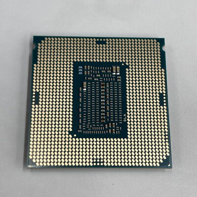 【熊本浜線店】中古  INTEL Core i5-9600K (1151/3.70GHz/9M/C6/T6) 138480 