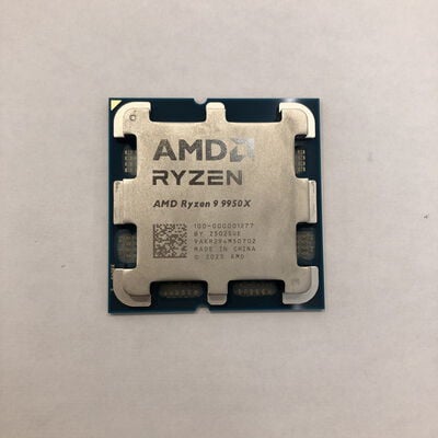 【福山ココローズ店】中古  AMD Ryzen 9 9950X (AM5/4.3GHz/80M/C16/T32/170W) 169024 
