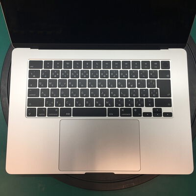 【佐賀南部バイパス店】中古  MacBook Air MC9E4J/A(CPU:8C/GPU:10C) 16GB/256GB シルバー 3290006713 
