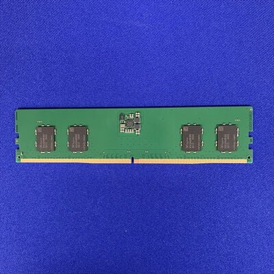 【横浜駅前店】中古  PC5-38400 8GB デスクトップ用 151530 