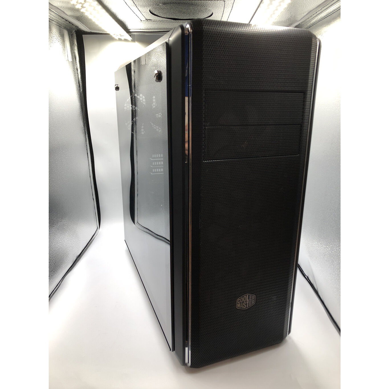 中古 自作PC(i9 12900K/16GB/SSD1TB+1TB/RTX4060/OSなし) 4680003601