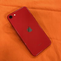 中古  【SIMロック解除済み】【docomo】Apple iPhoneSE 4.7インチ (第2世代/2020) 128GB (PRODUCT)RED MHGV3J/A 新パッケージ版 155744 