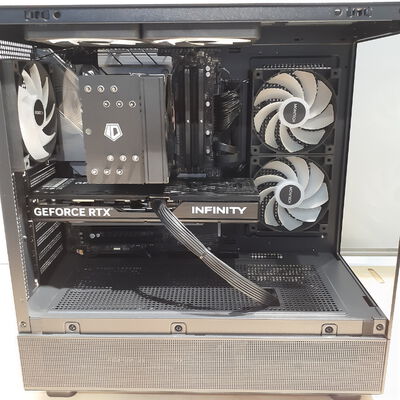 【鹿児島店】中古  自作PC(Ryzen 7 9700X/32GB/SSD2TB/RTX5070/W11H) 1460029732 