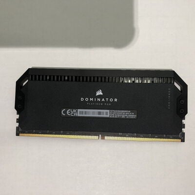 【盛岡都南店】中古  CMT64GX5M2B5200C40（32GB　5200MHZ） 4580001476 